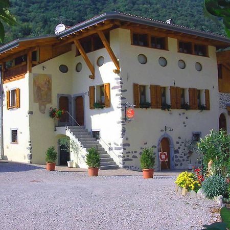 Locanda Borgo Chiese Castel Condino Екстериор снимка