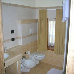 Locanda Borgo Chiese Castel Condino Стая снимка