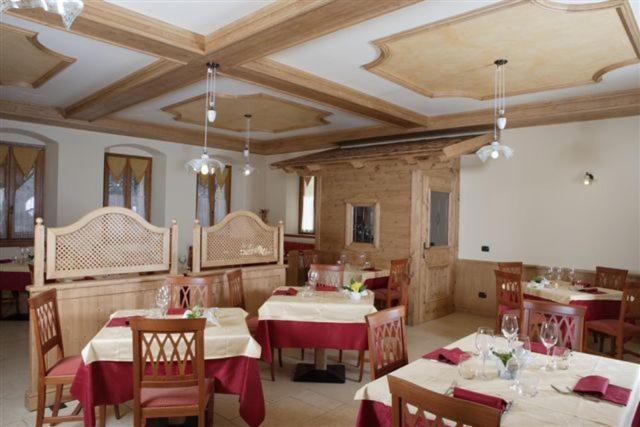 Locanda Borgo Chiese Castel Condino Екстериор снимка