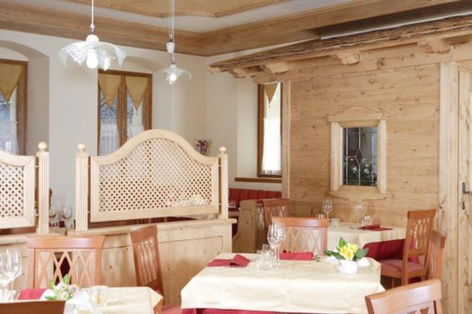 Locanda Borgo Chiese Castel Condino Екстериор снимка